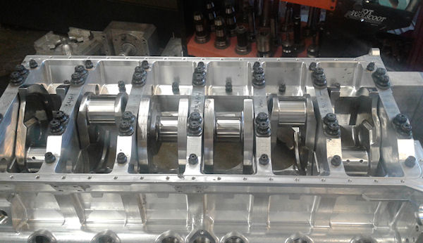 Crankshaft in Block